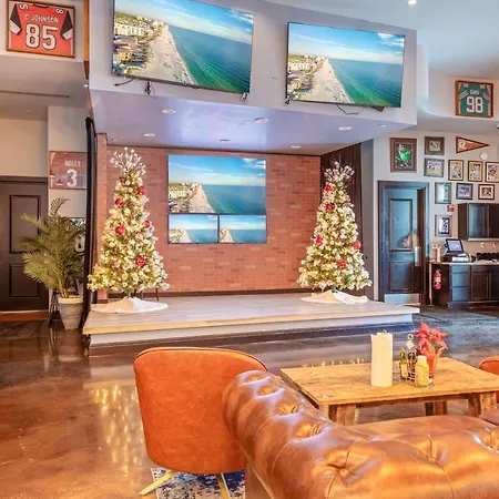 Spectacular Sunsets 5 Star Resort Condo Across From Beach Sleep 6 Private Shuttle